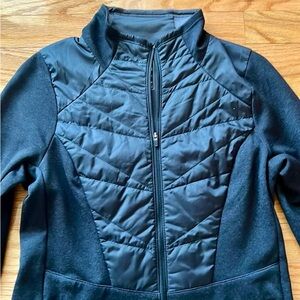 North Face Women’s Black Quilted Jacket Size Medium